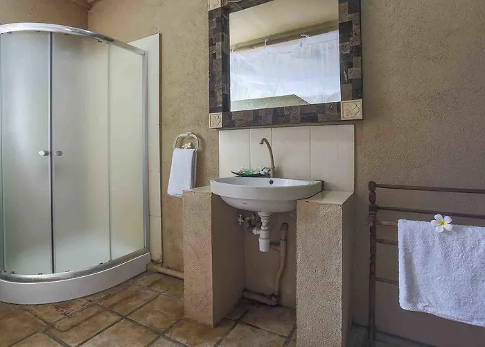 Kainalu House 4* レンボンガン島